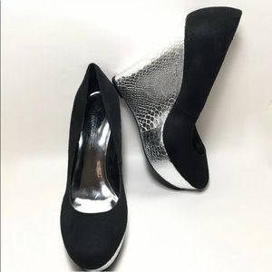 Kardashian Kollection Black Silver Wedge Heels 7.5